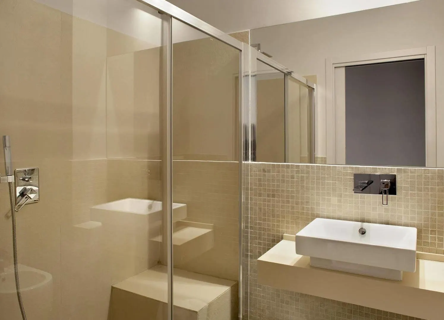 La Chambre Milano Guest House 3*, Милан Италия