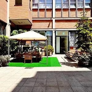Hostel Mio, Μιλάνο
