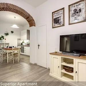 https://fiesolana-apartment-florence.it-tuscanyhotel.com