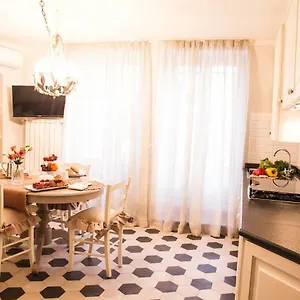 https://luxury-apartment-residence-la-fontana.it-tuscanyhotel.com