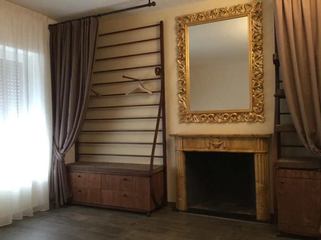 La Chambre Milano Guest House 3*, Milan Italy